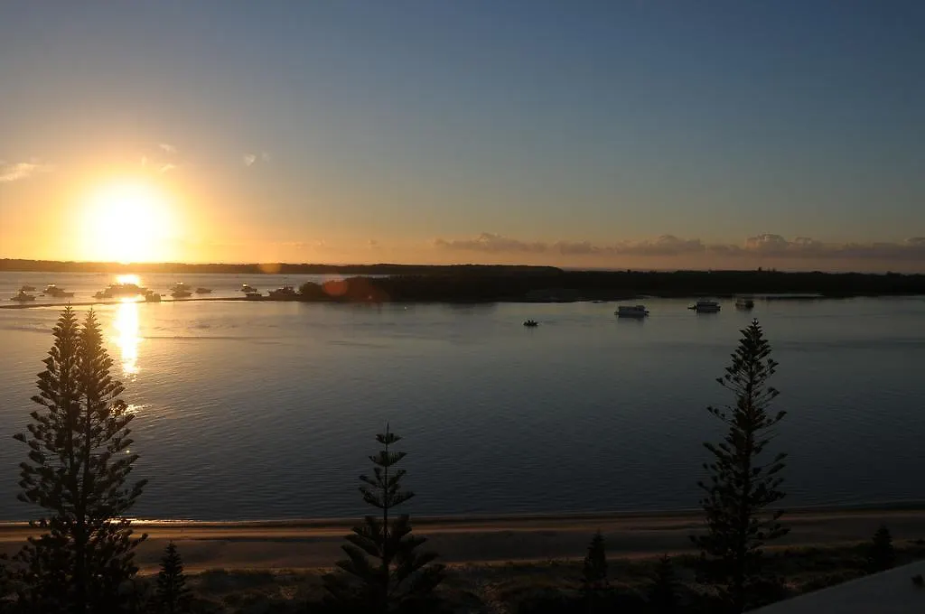 **** Aparthotel Royal Pacific Resort Gold Coast Australia