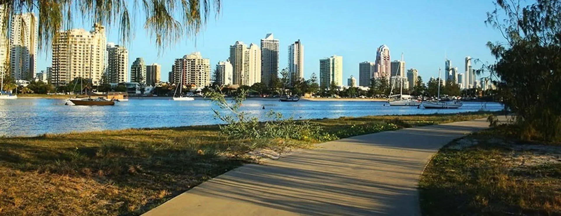 Aparthotel Royal Pacific Resort Gold Coast