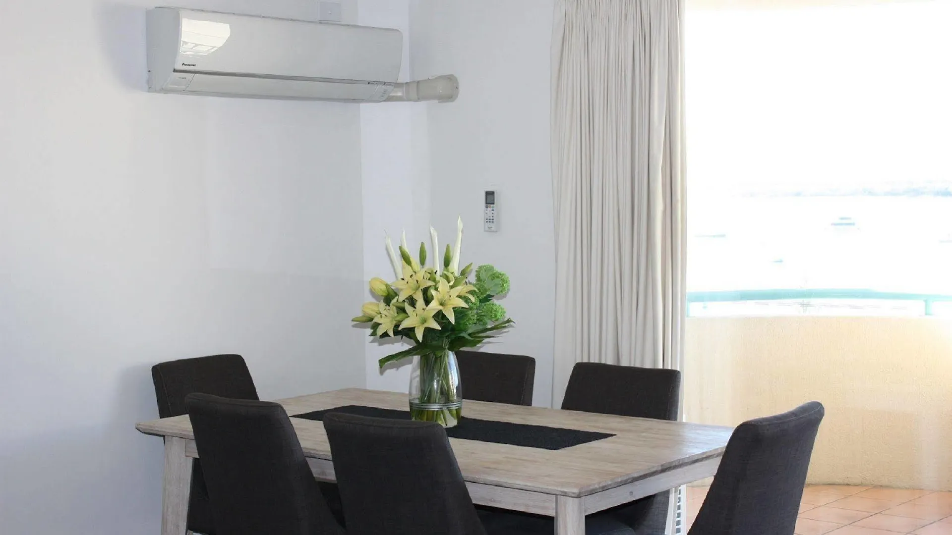 Aparthotel Royal Pacific Resort Gold Coast